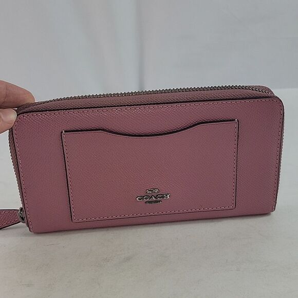 Coach Outlet Pink Pebbled Leather Women's Wristlet - Picture 2 of 9
